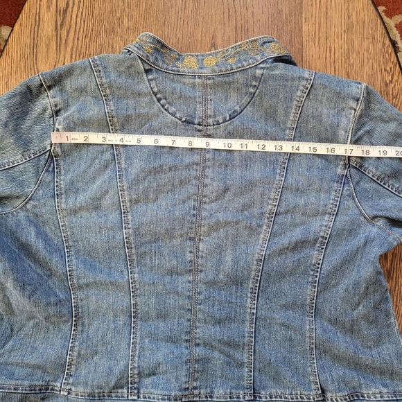 Blue Identity Gold Floral Metallic Open Front Blue Denim Jacket Size Women's 1X - Picture 8 of 11